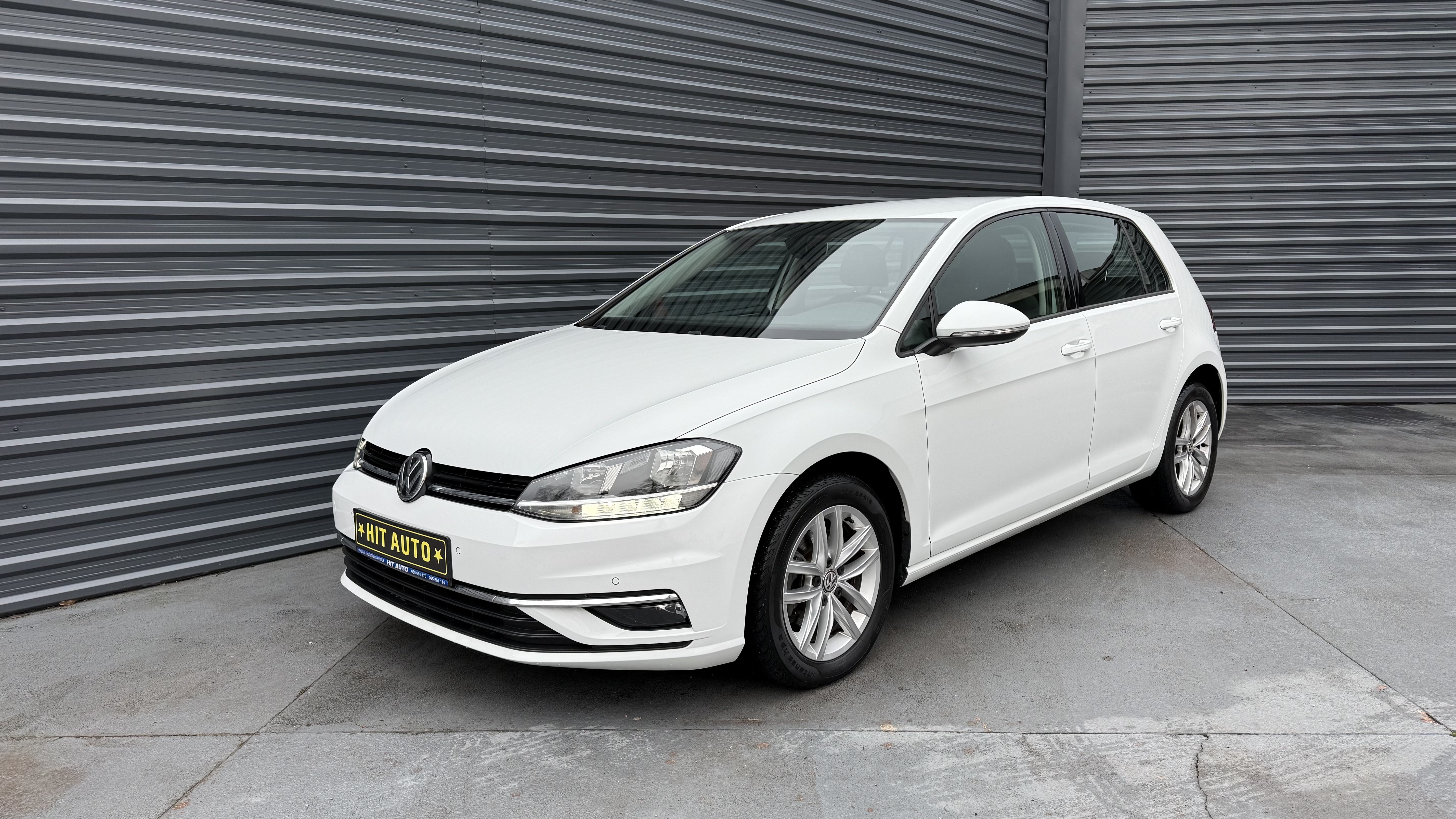 #auto alt preko naziva slike